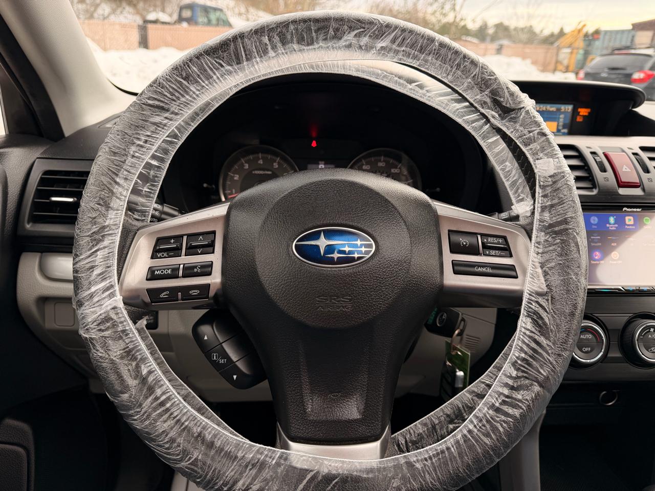 Subaru Forester 2.5i Limited 2015