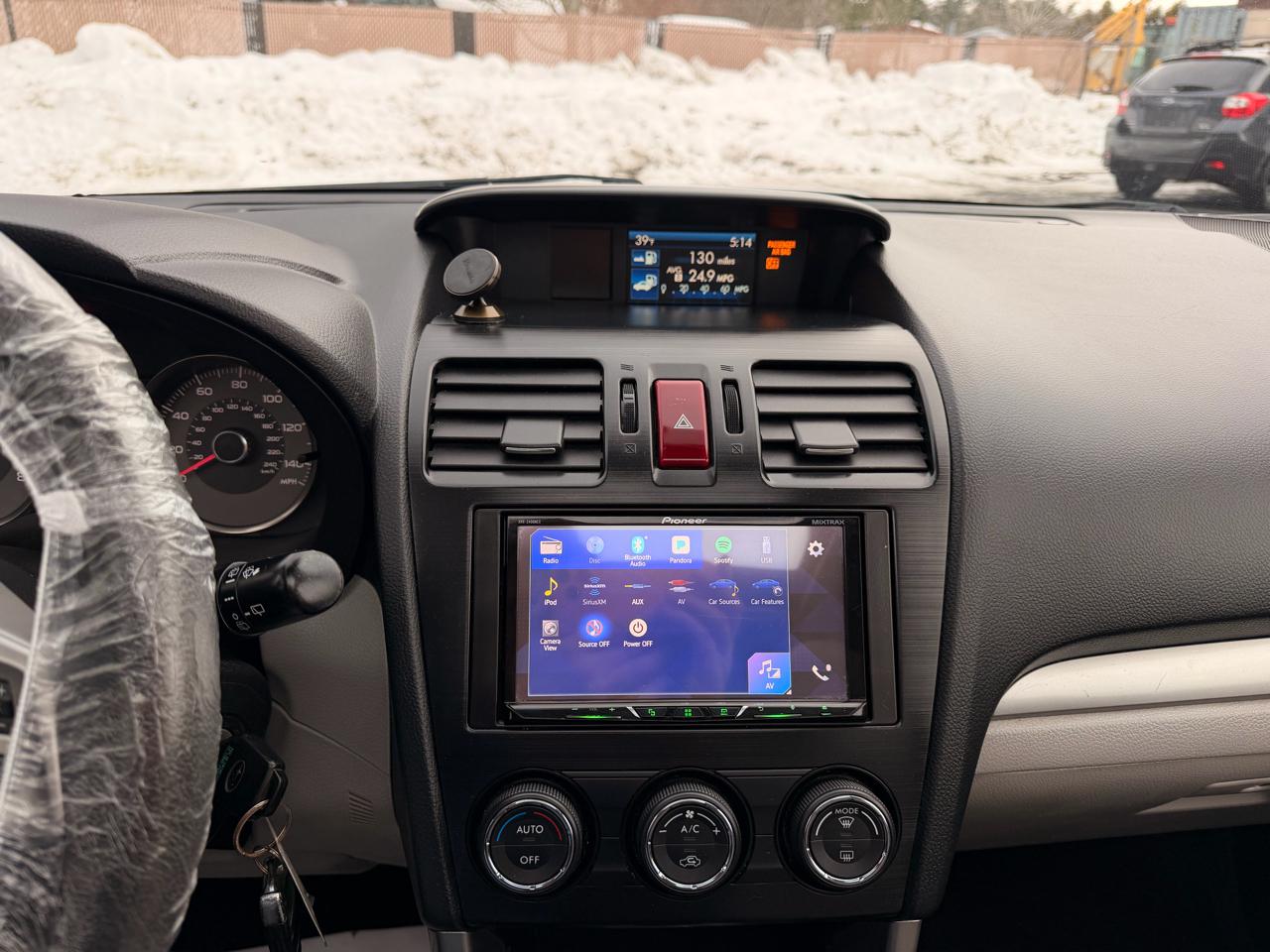 Subaru Forester 2.5i Limited 2015