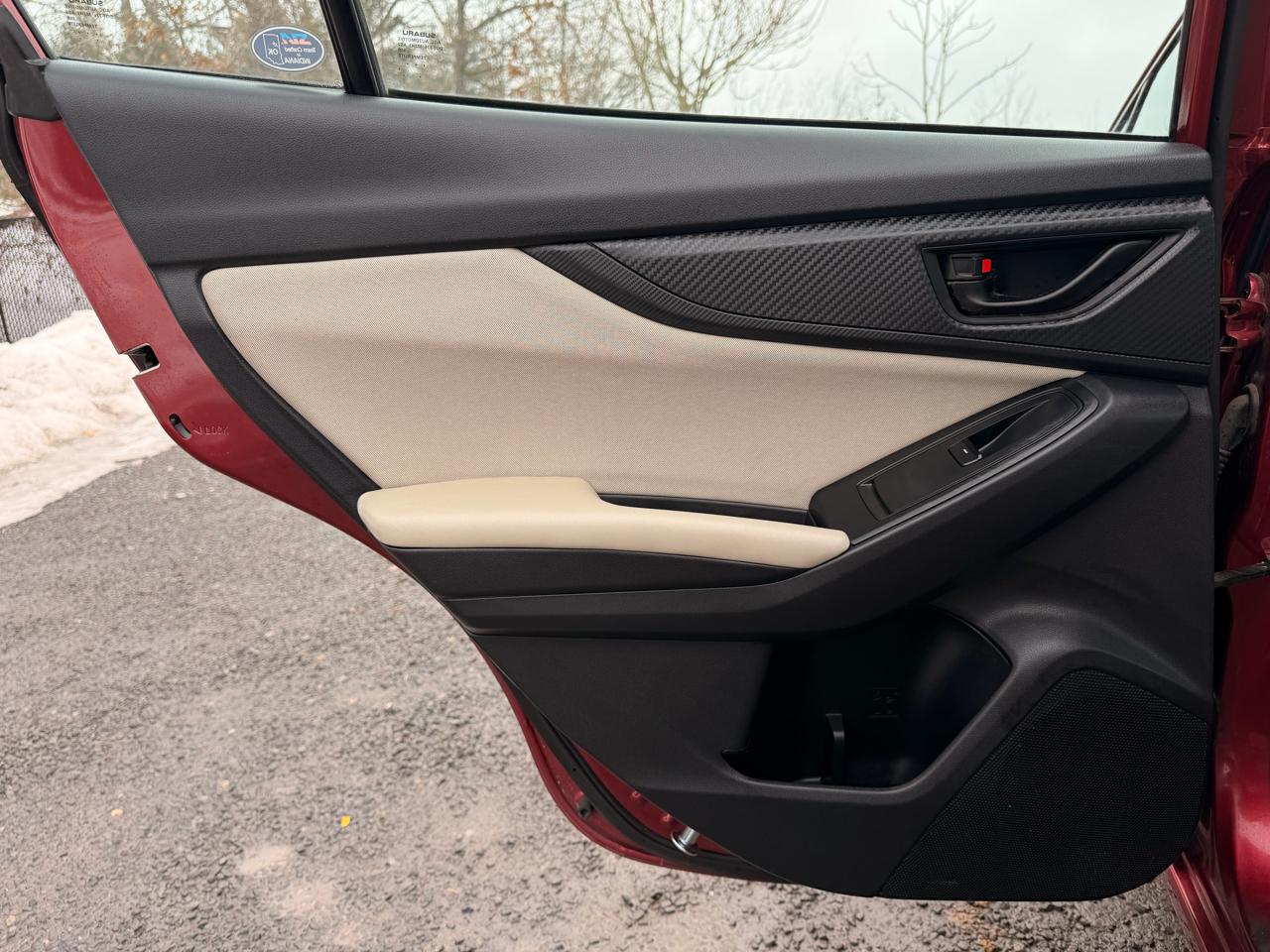 Subaru Impreza 2.0i Premium CVT 4-Door 2018