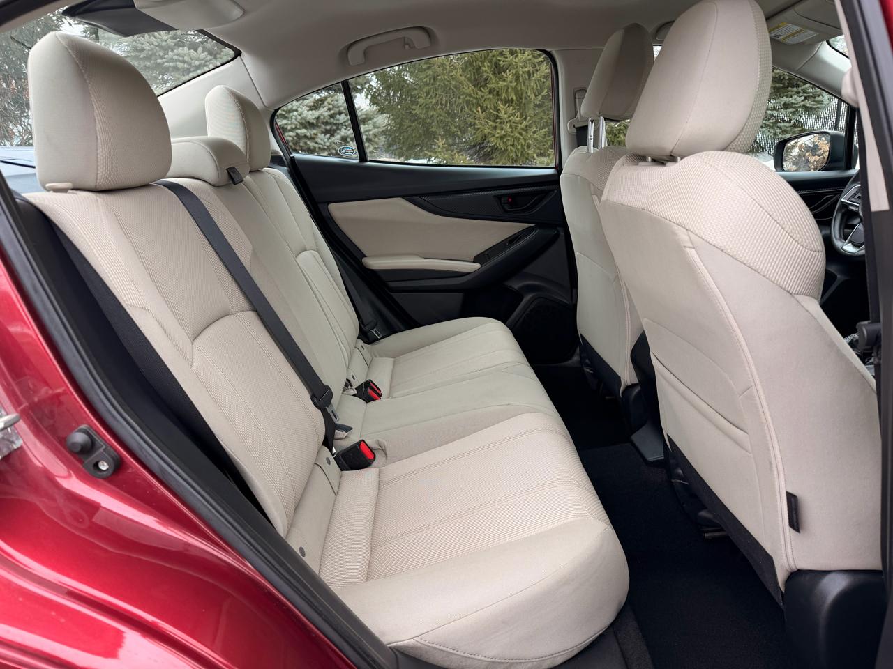 Subaru Impreza 2.0i Premium CVT 4-Door 2018