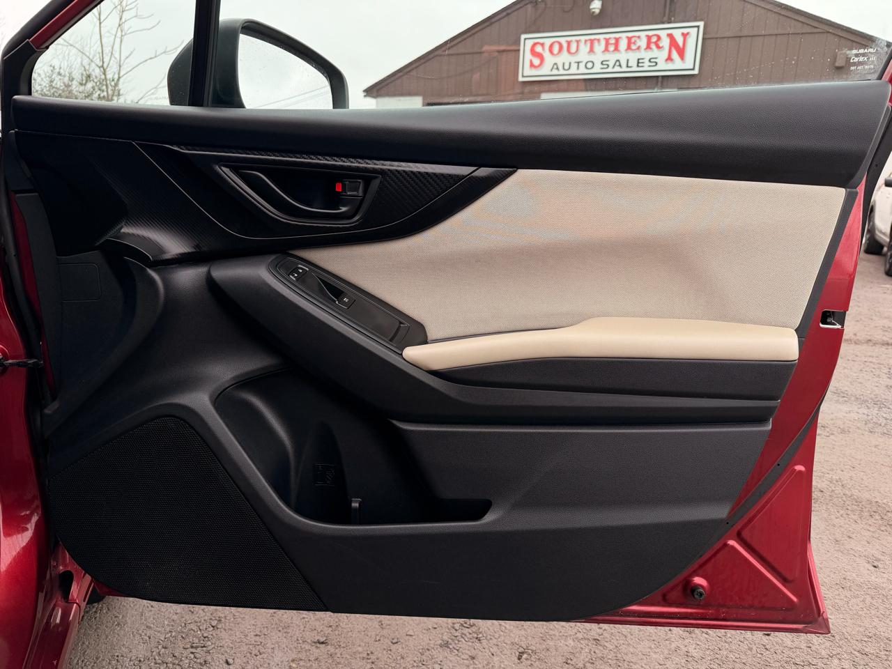 Subaru Impreza 2.0i Premium CVT 4-Door 2018