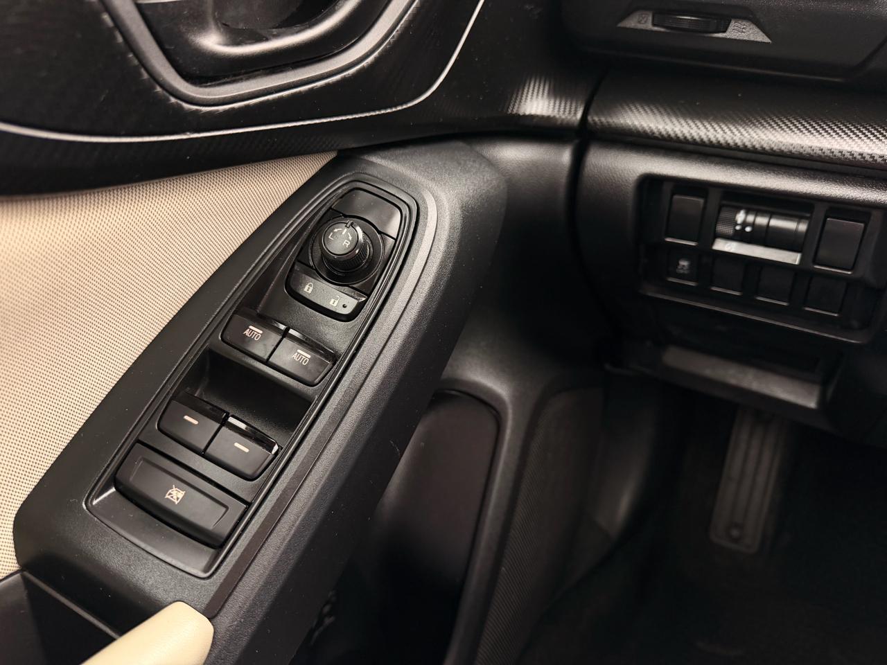 Subaru Impreza 2.0i Premium CVT 4-Door 2018