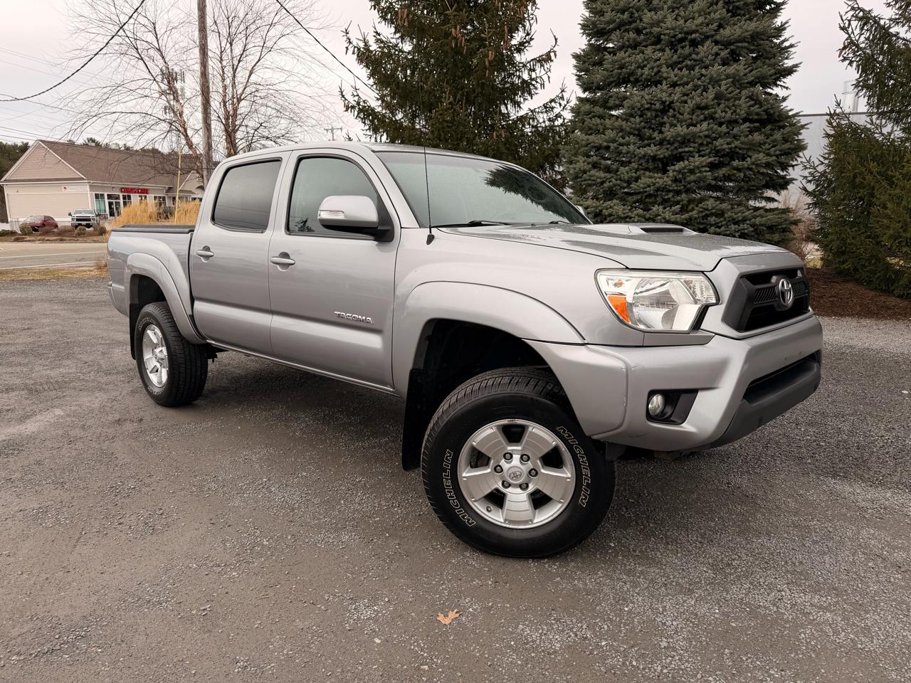 Toyota Tacoma Double Cab V6 5AT 4WD 2014