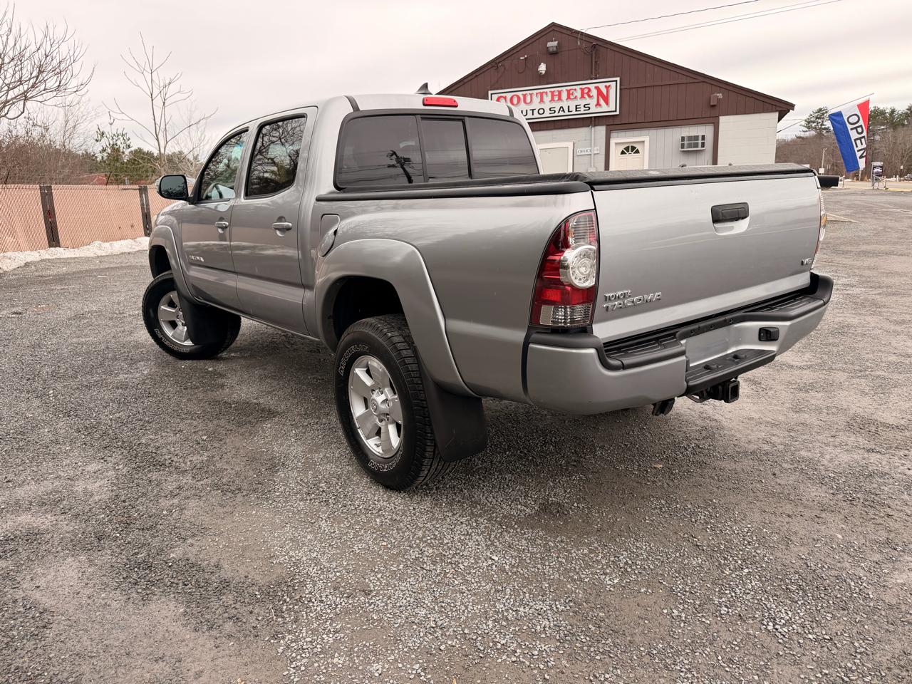 Toyota Tacoma Double Cab V6 5AT 4WD 2014