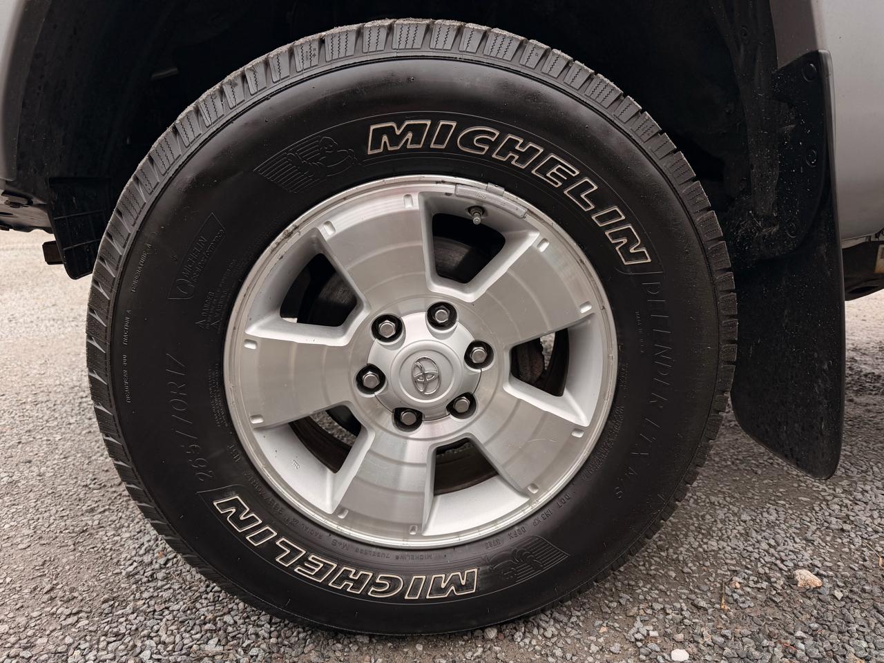 Toyota Tacoma Double Cab V6 5AT 4WD 2014