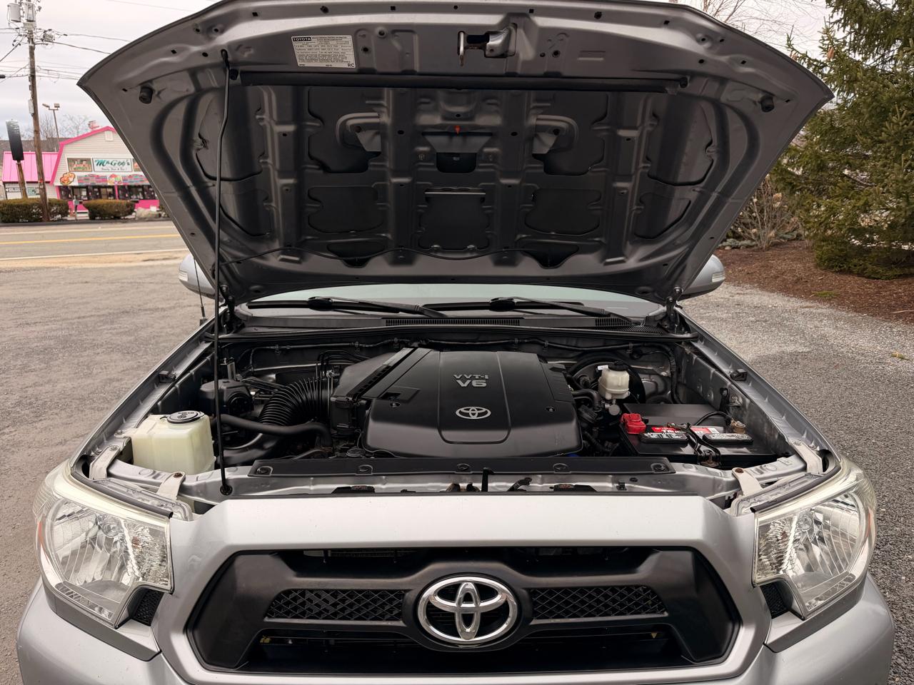 Toyota Tacoma Double Cab V6 5AT 4WD 2014