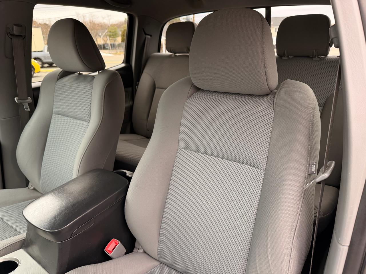 Toyota Tacoma Double Cab V6 5AT 4WD 2014