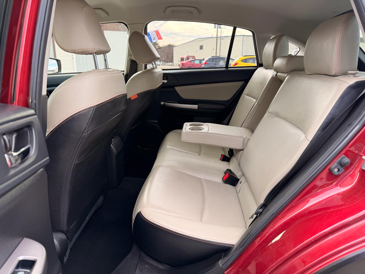 Subaru Crosstrek 2.0i Limited PZEV CVT 2016