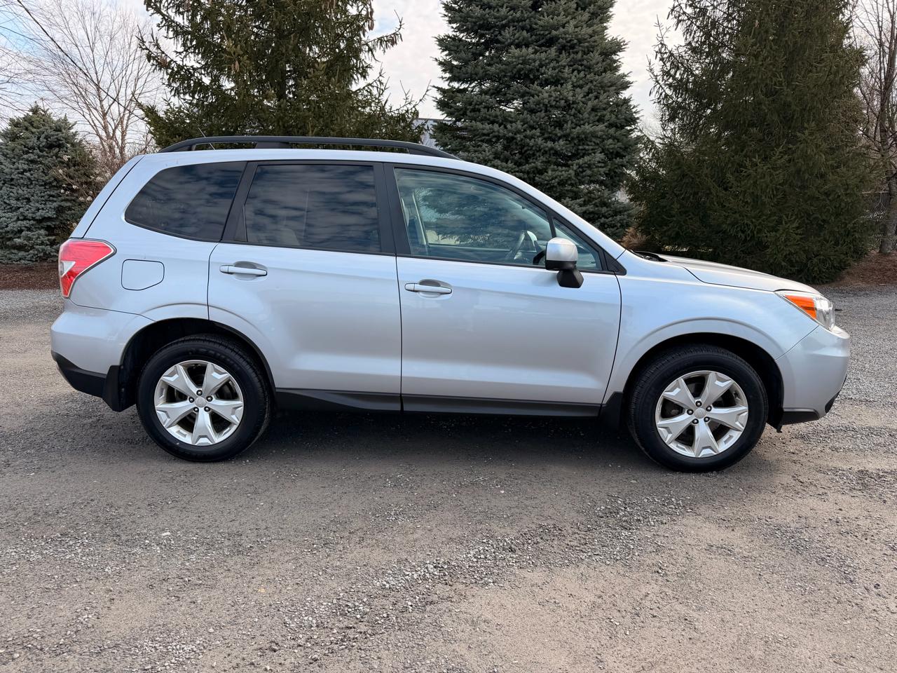 Subaru Forester 2.5i Premium 2015