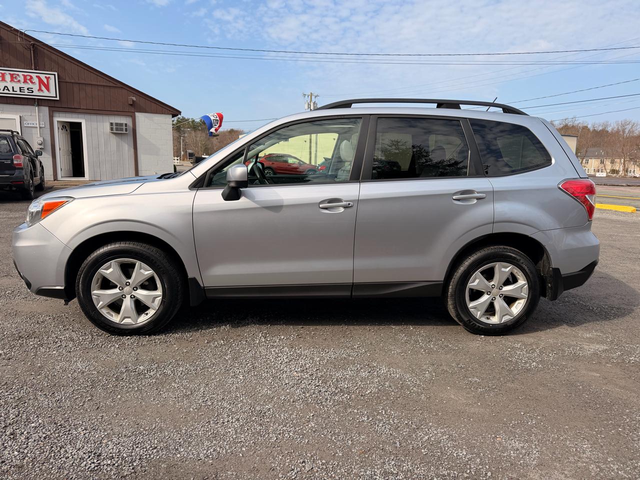 Subaru Forester 2.5i Premium 2015
