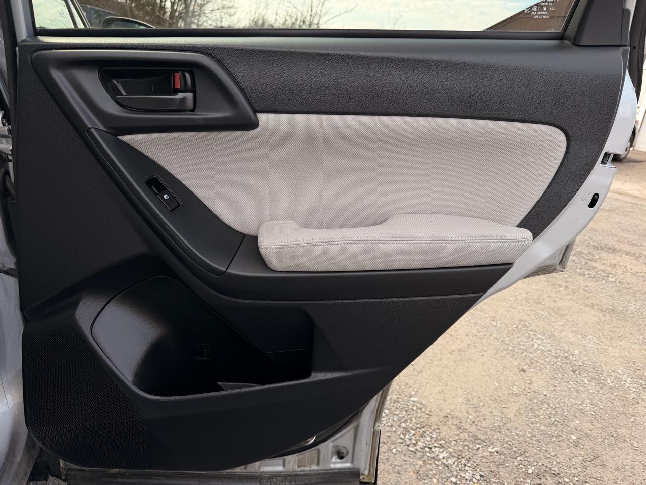 Subaru Forester 2.5i Premium 2015