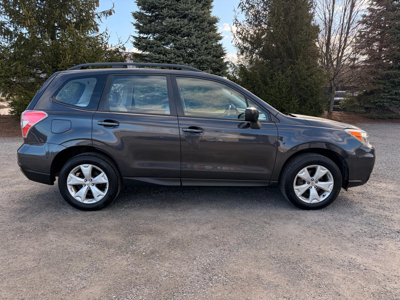 Subaru Forester 2.5i 4D SUV 2015