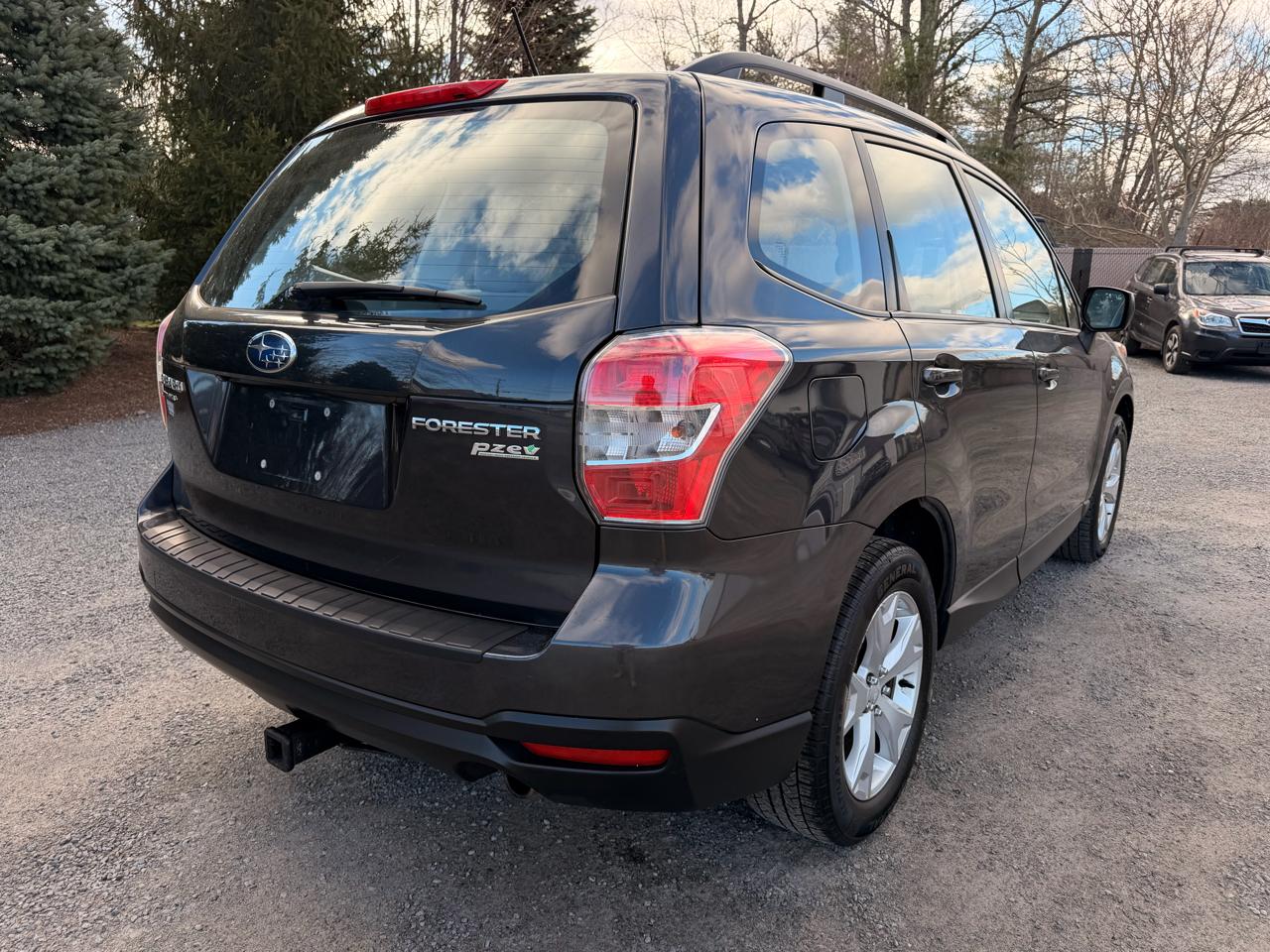 Subaru Forester 2.5i 4D SUV 2015