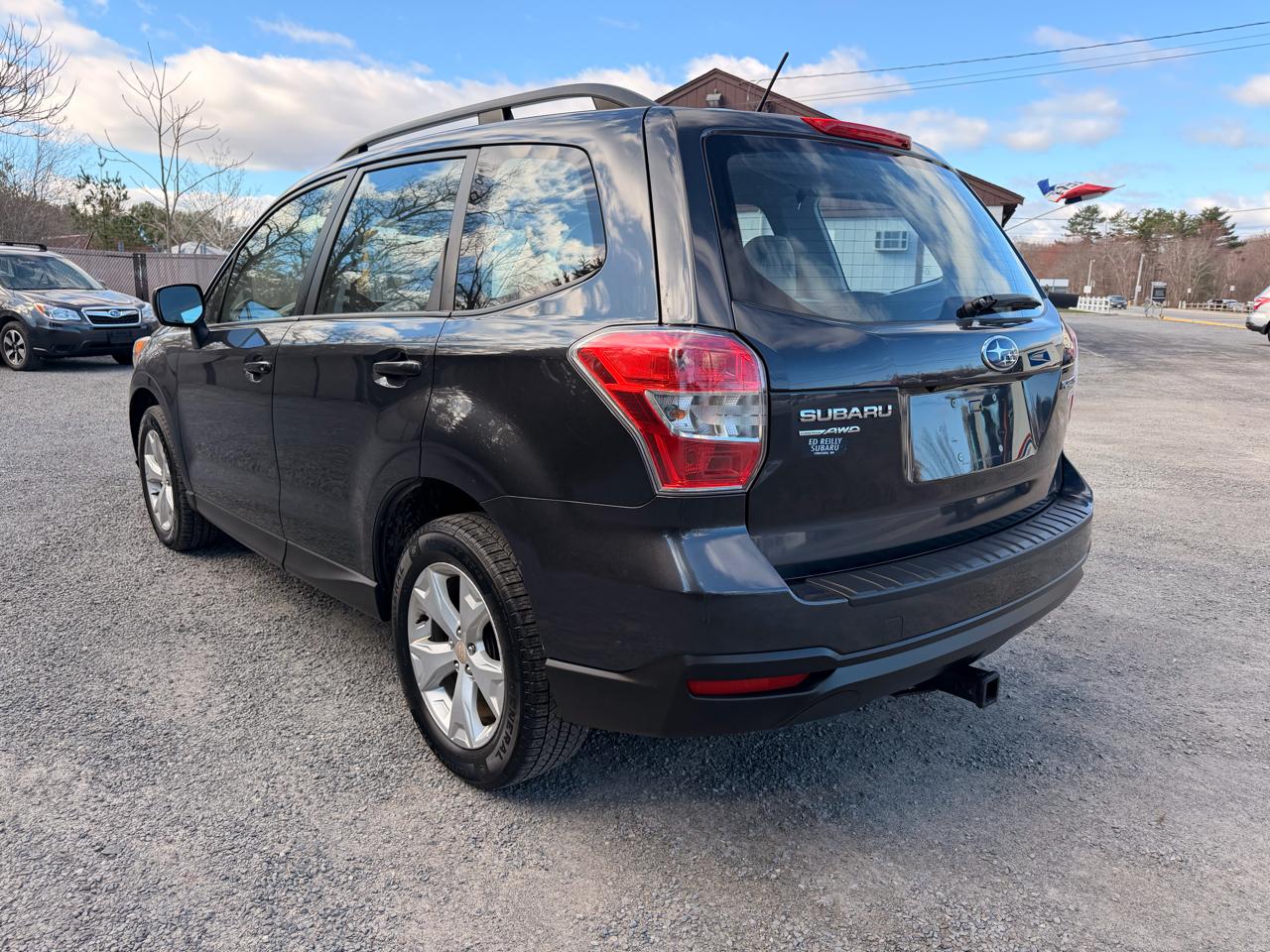 Subaru Forester 2.5i 4D SUV 2015