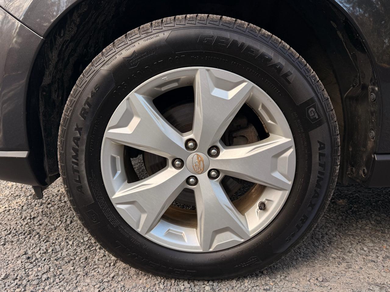 Subaru Forester 2.5i 4D SUV 2015