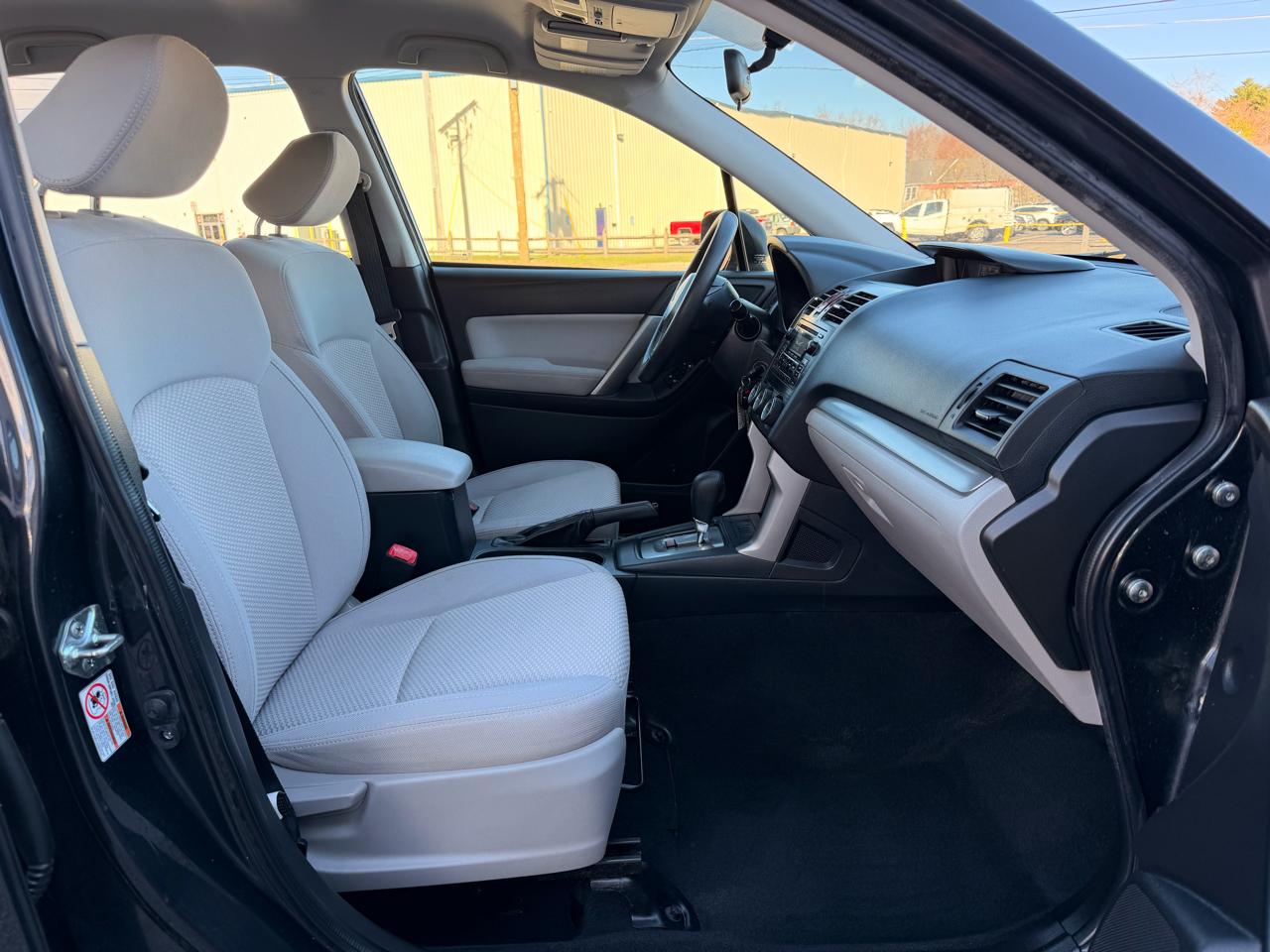 Subaru Forester 2.5i 4D SUV 2015