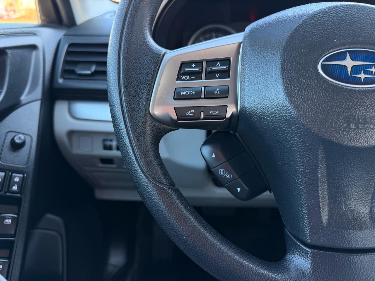 Subaru Forester 2.5i 4D SUV 2015