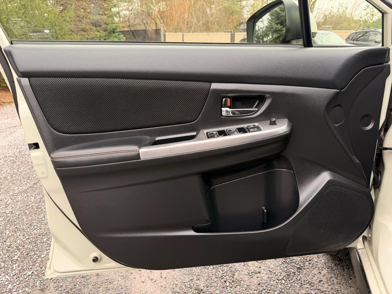 Subaru Crosstrek 2.0i Premium CVT 2016