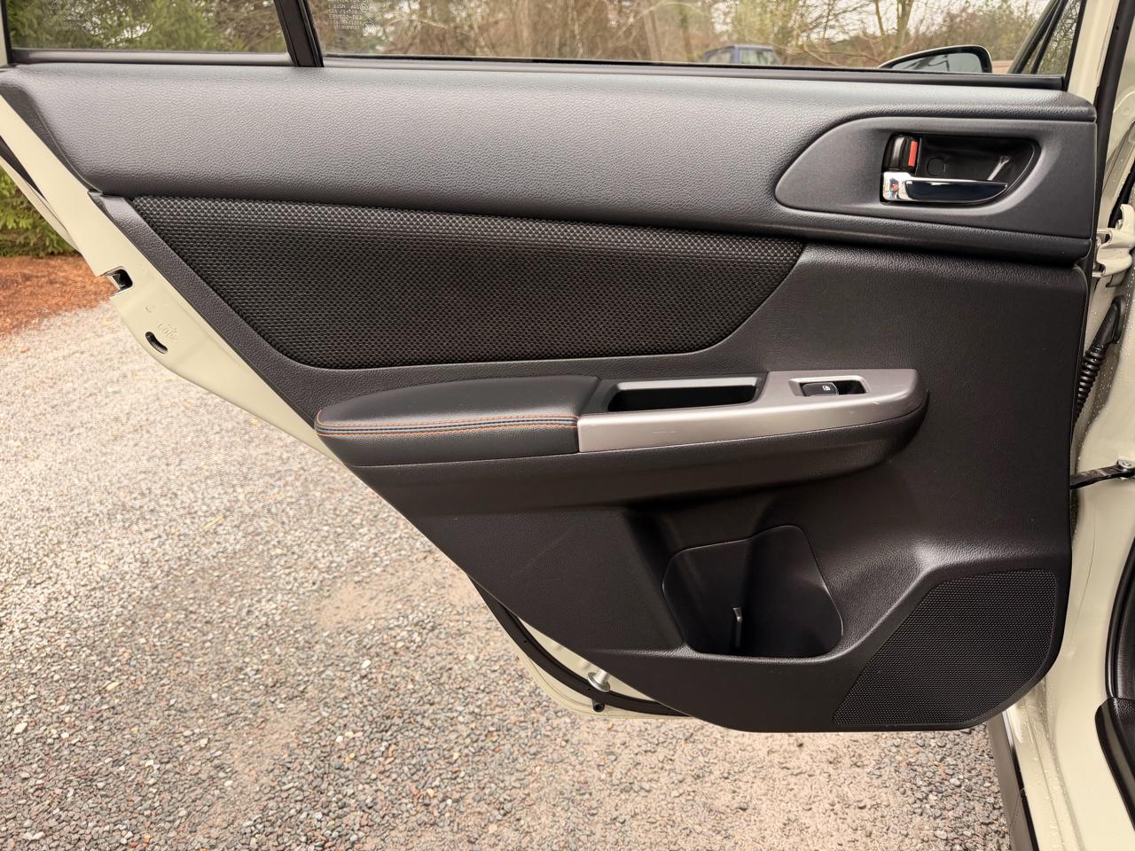 Subaru Crosstrek 2.0i Premium CVT 2016