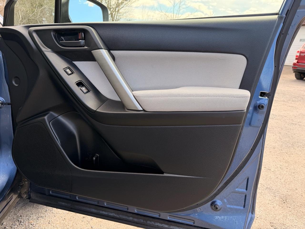 Subaru Forester 2.5i 2014