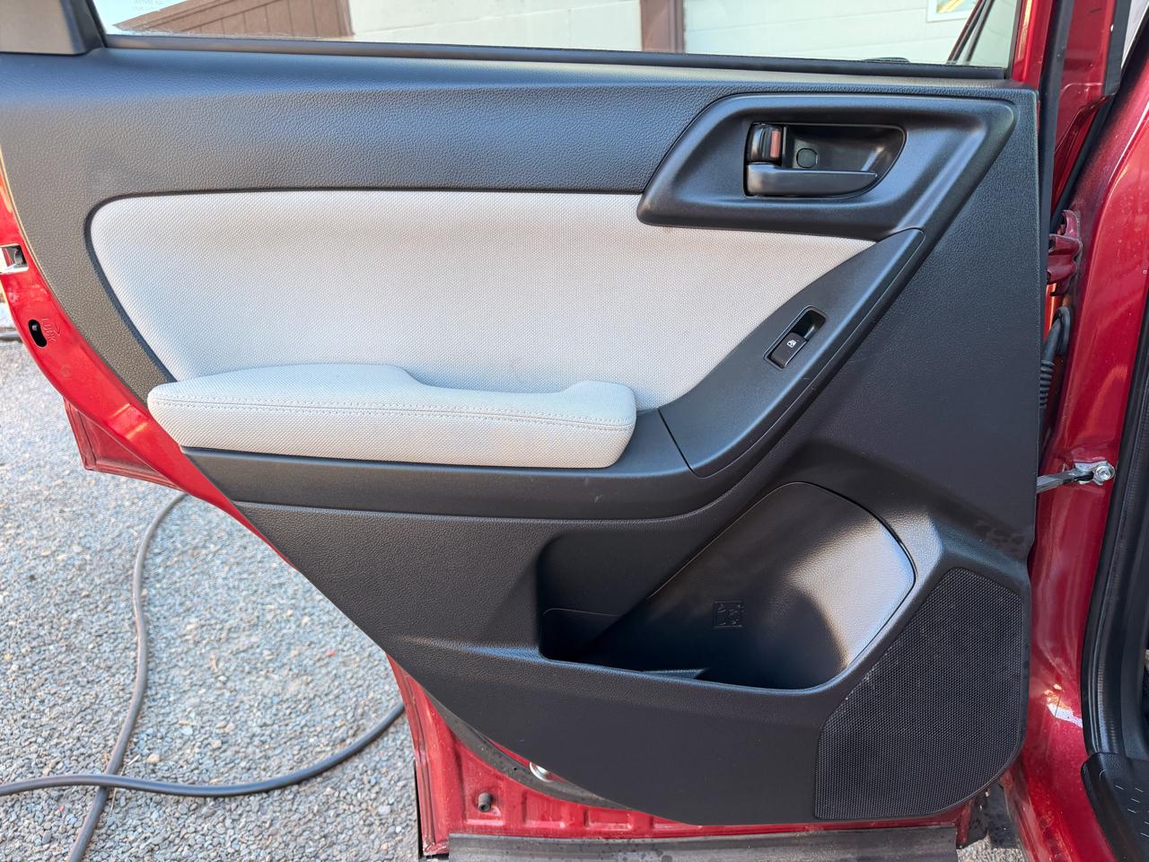 Subaru Forester 2.5i Premium 2015