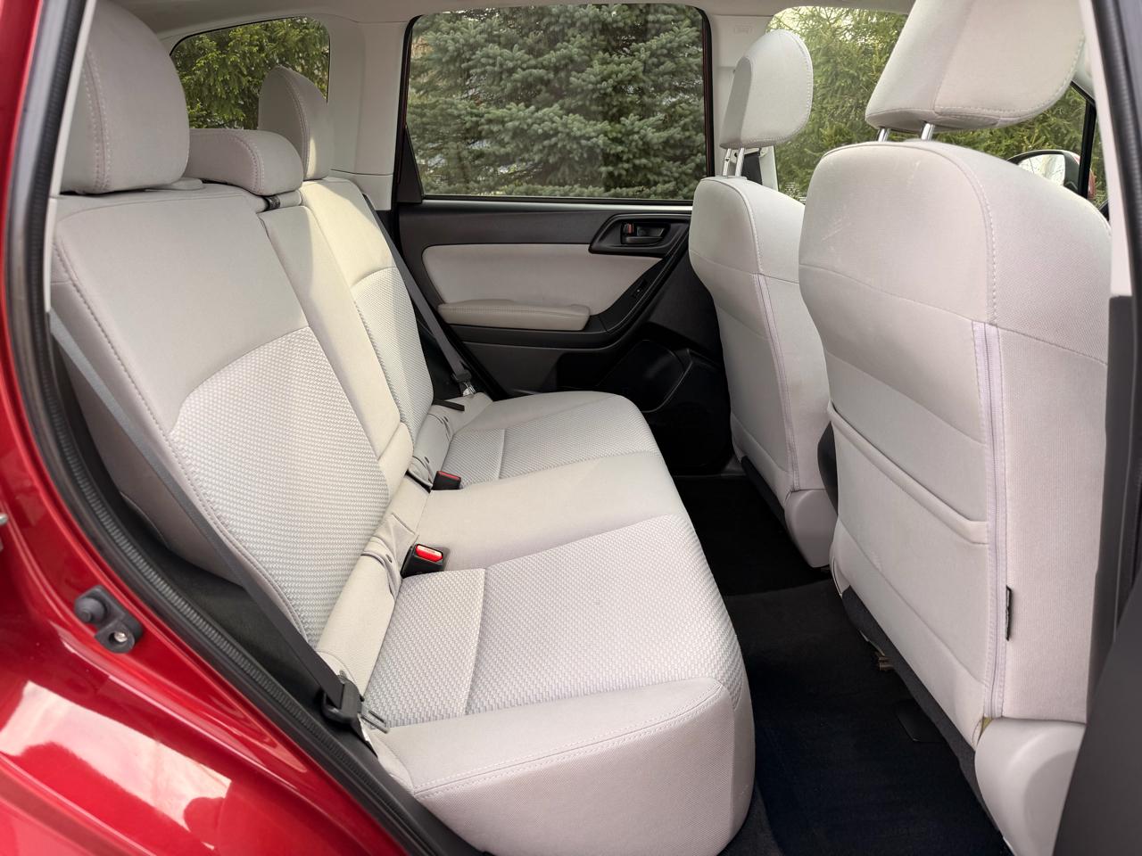 Subaru Forester 2.5i Premium PZEV CVT 2016