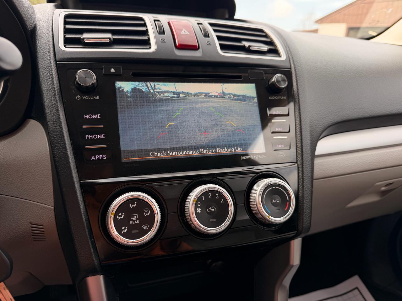 Subaru Forester 2.5i Premium PZEV CVT 2016