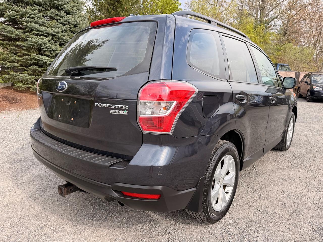 Subaru Forester 2.5i Premium PZEV CVT 2016