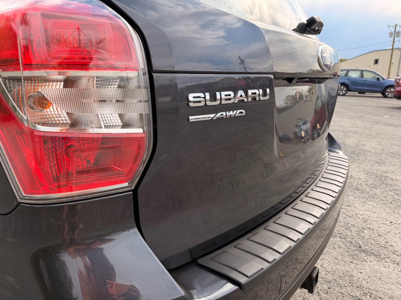 Subaru Forester 2.5i Premium PZEV CVT 2016