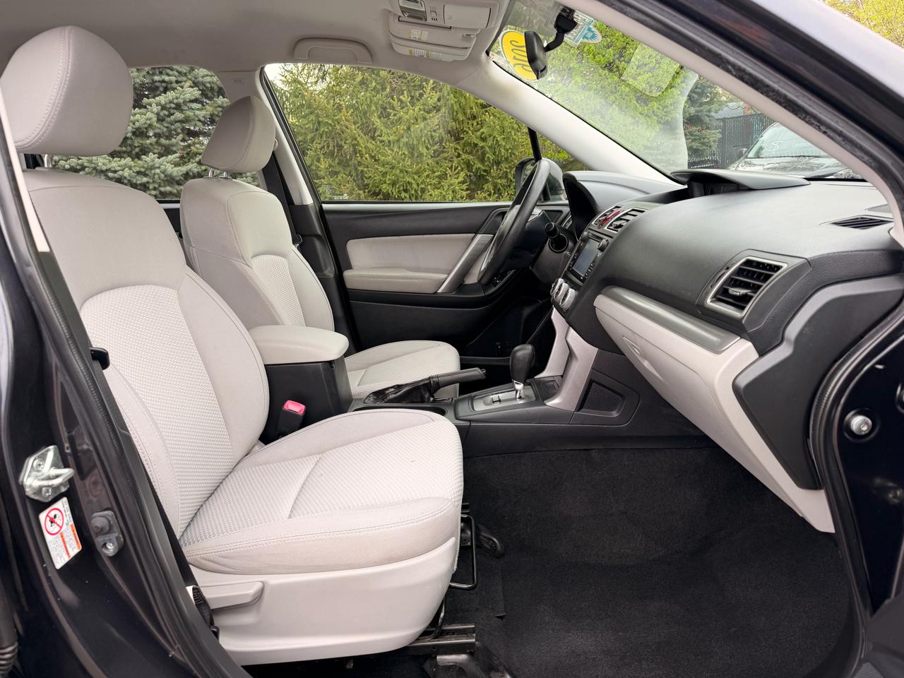Subaru Forester 2.5i Premium PZEV CVT 2016