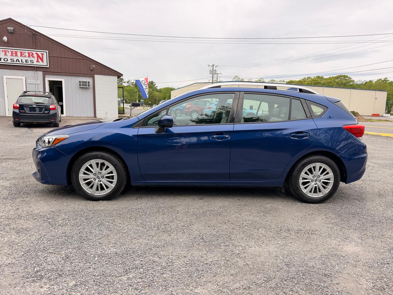Subaru Impreza 2.0i Premium CVT 5-Door 2017