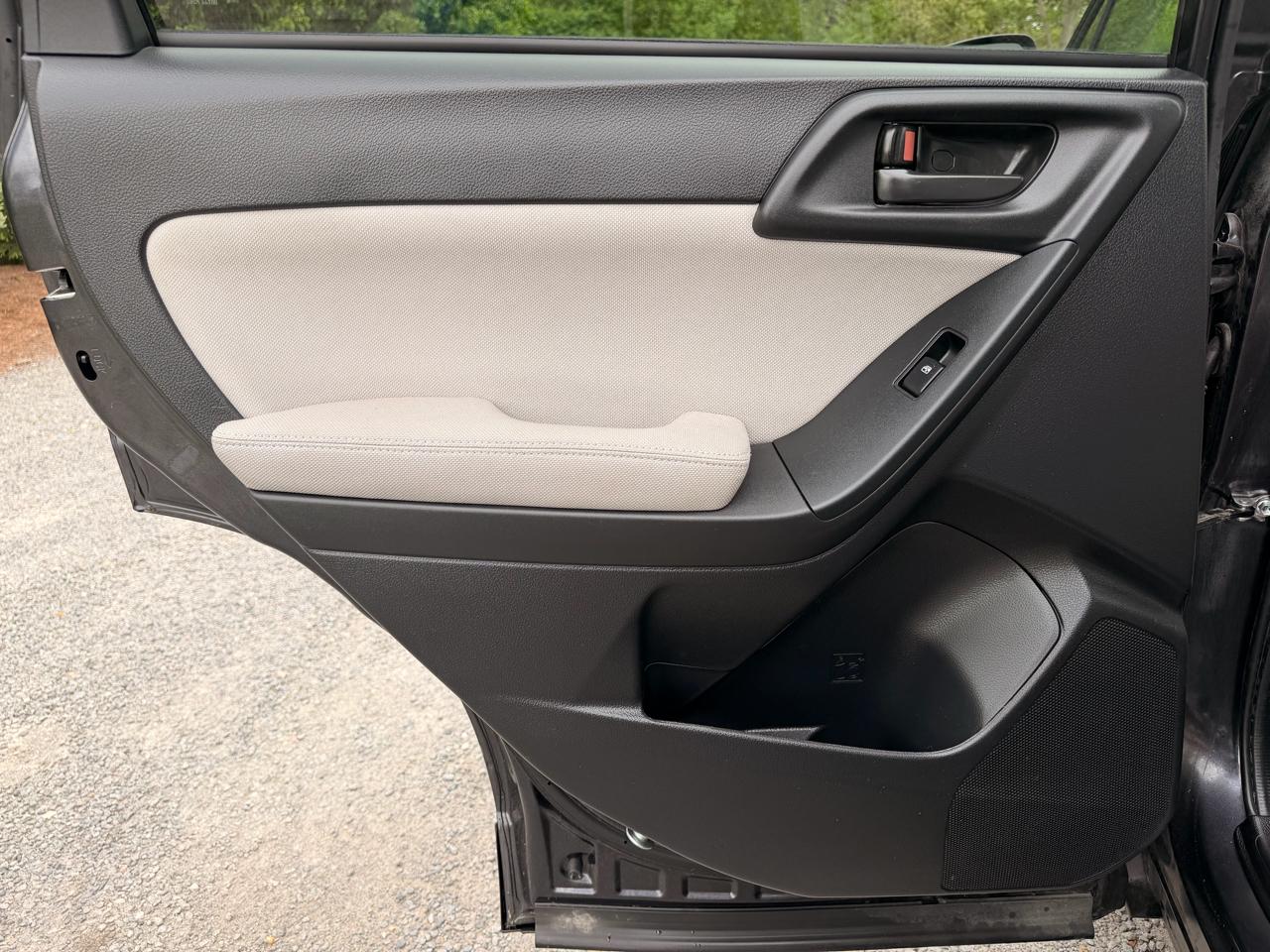 Subaru Forester 2.5i Premium 2015