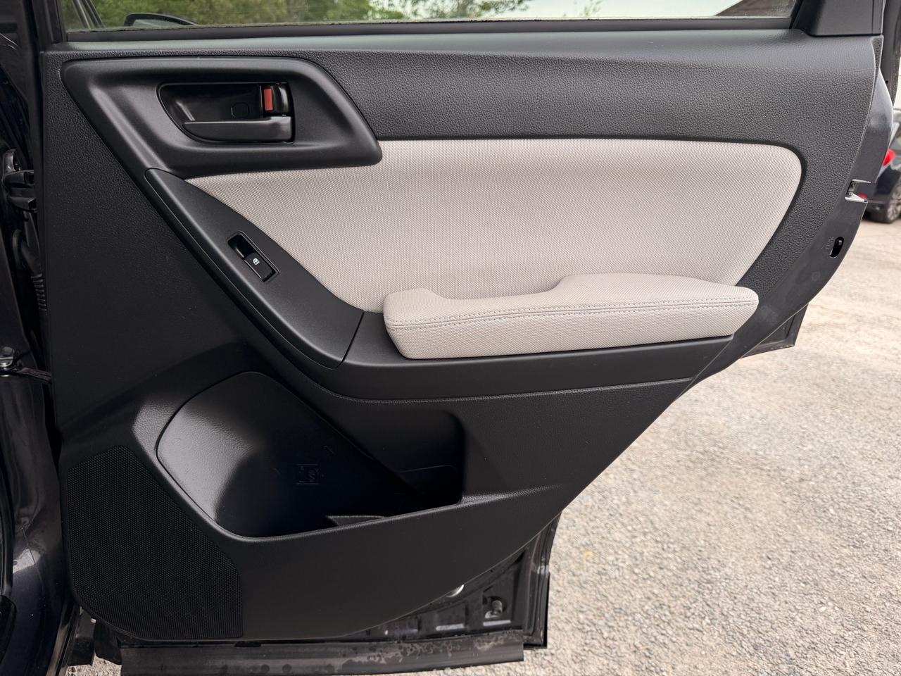 Subaru Forester 2.5i Premium 2015