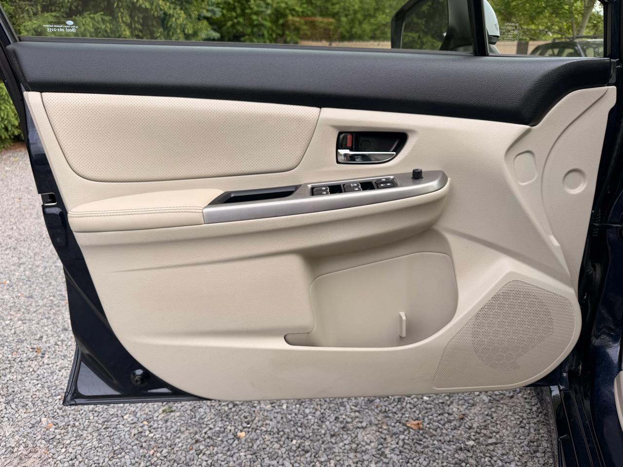 Subaru Impreza 2.0i Sport Limited PZEV 5-Door 2015