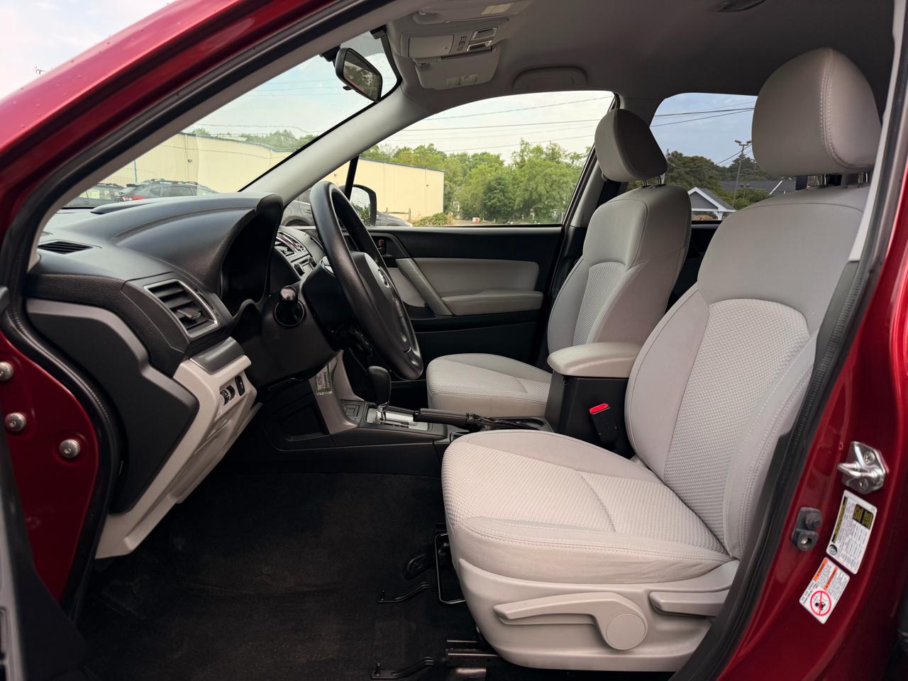 Subaru Forester 2.5i PZEV CVT 2016