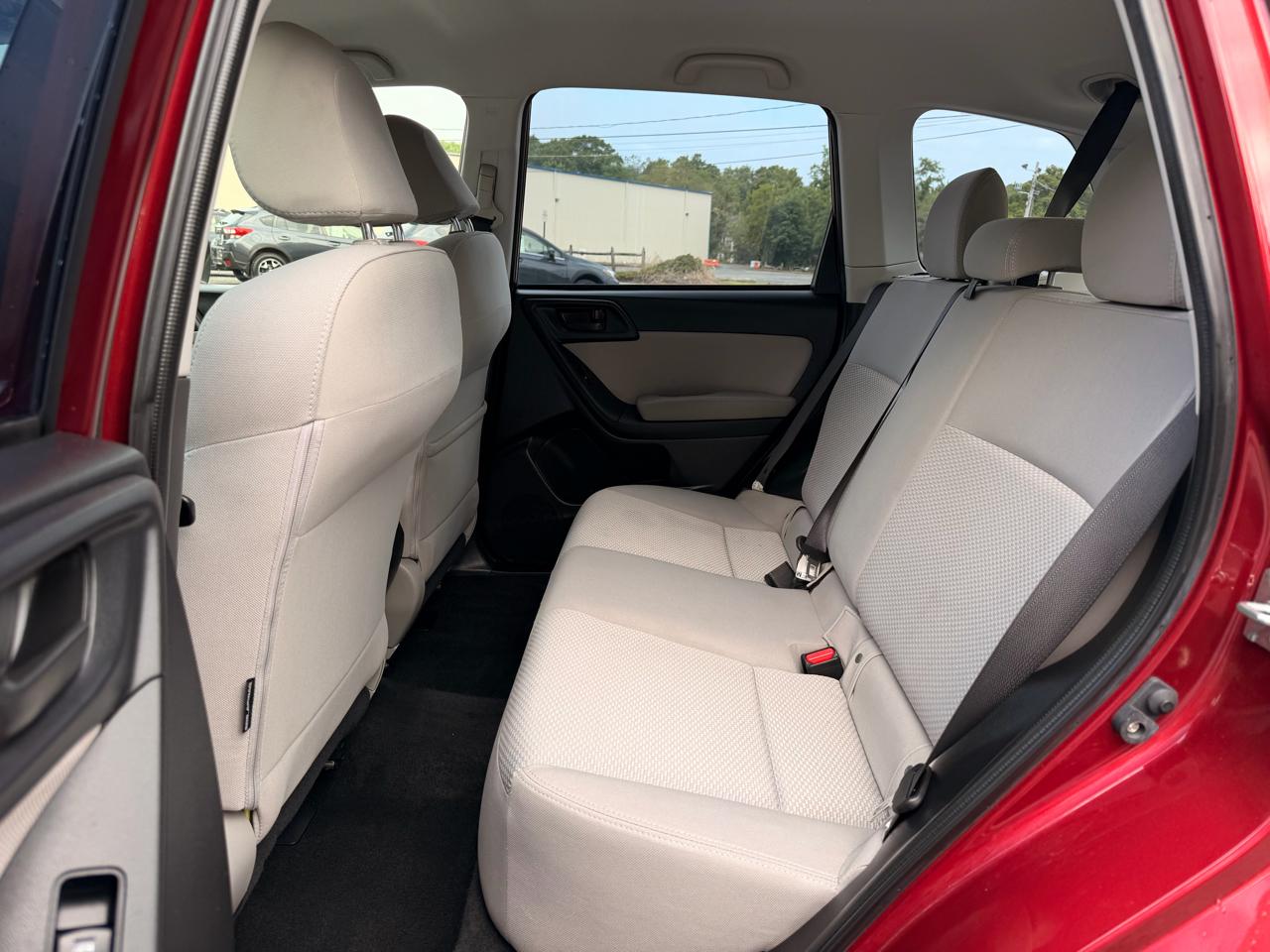 Subaru Forester 2.5i PZEV CVT 2016