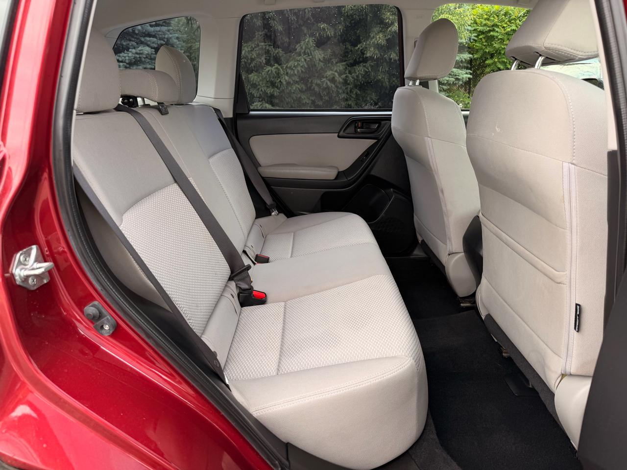 Subaru Forester 2.5i PZEV CVT 2016