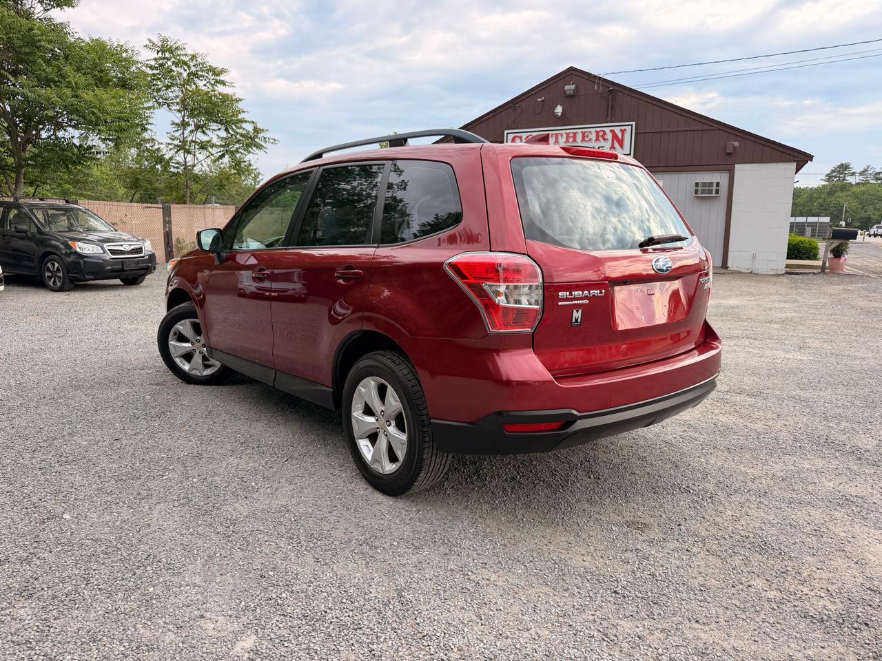Subaru Forester 2.5i PZEV CVT 2016