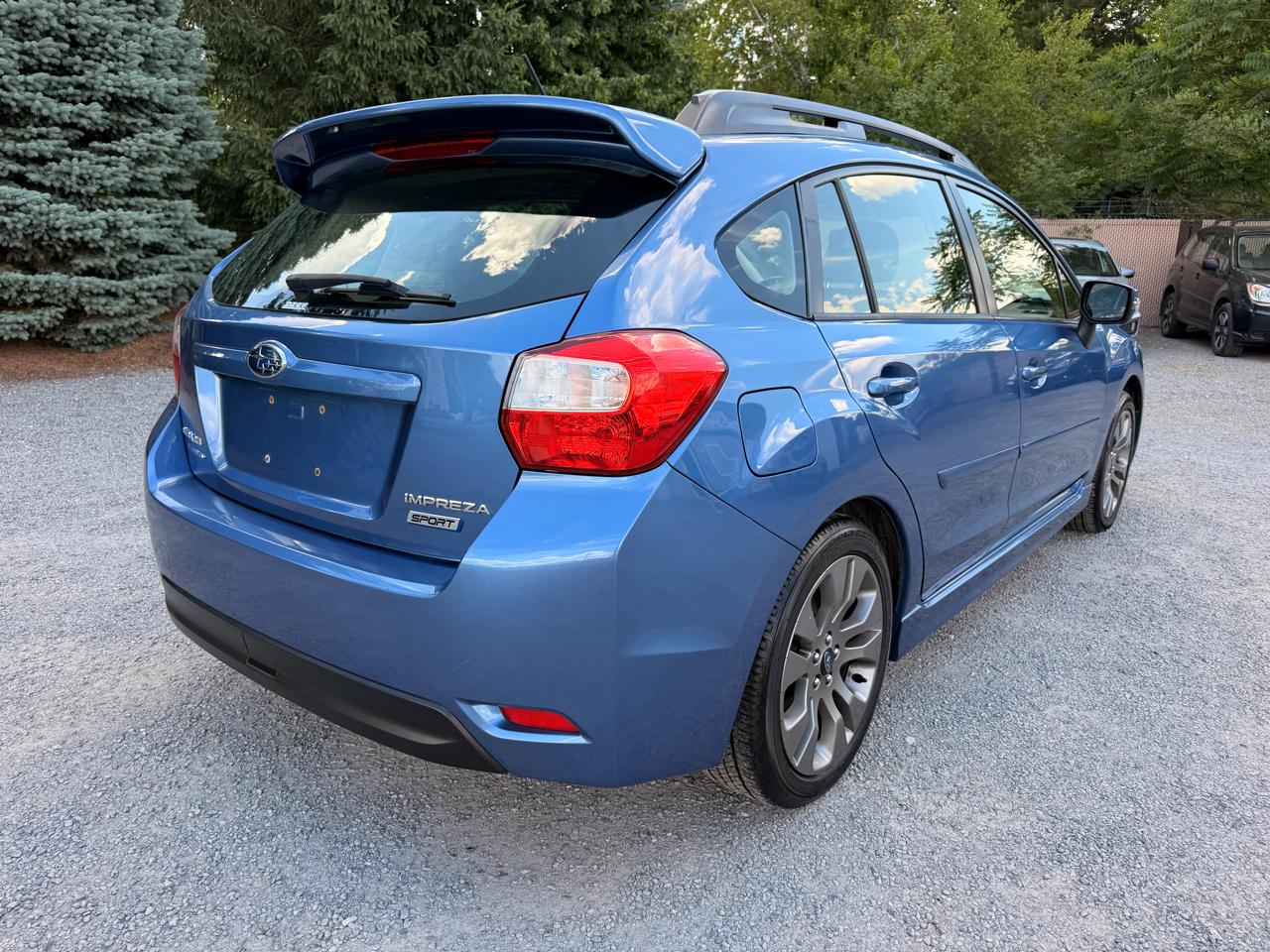 Subaru Impreza 2.0i Sport Premium PZEV CVT 5-Door 2016