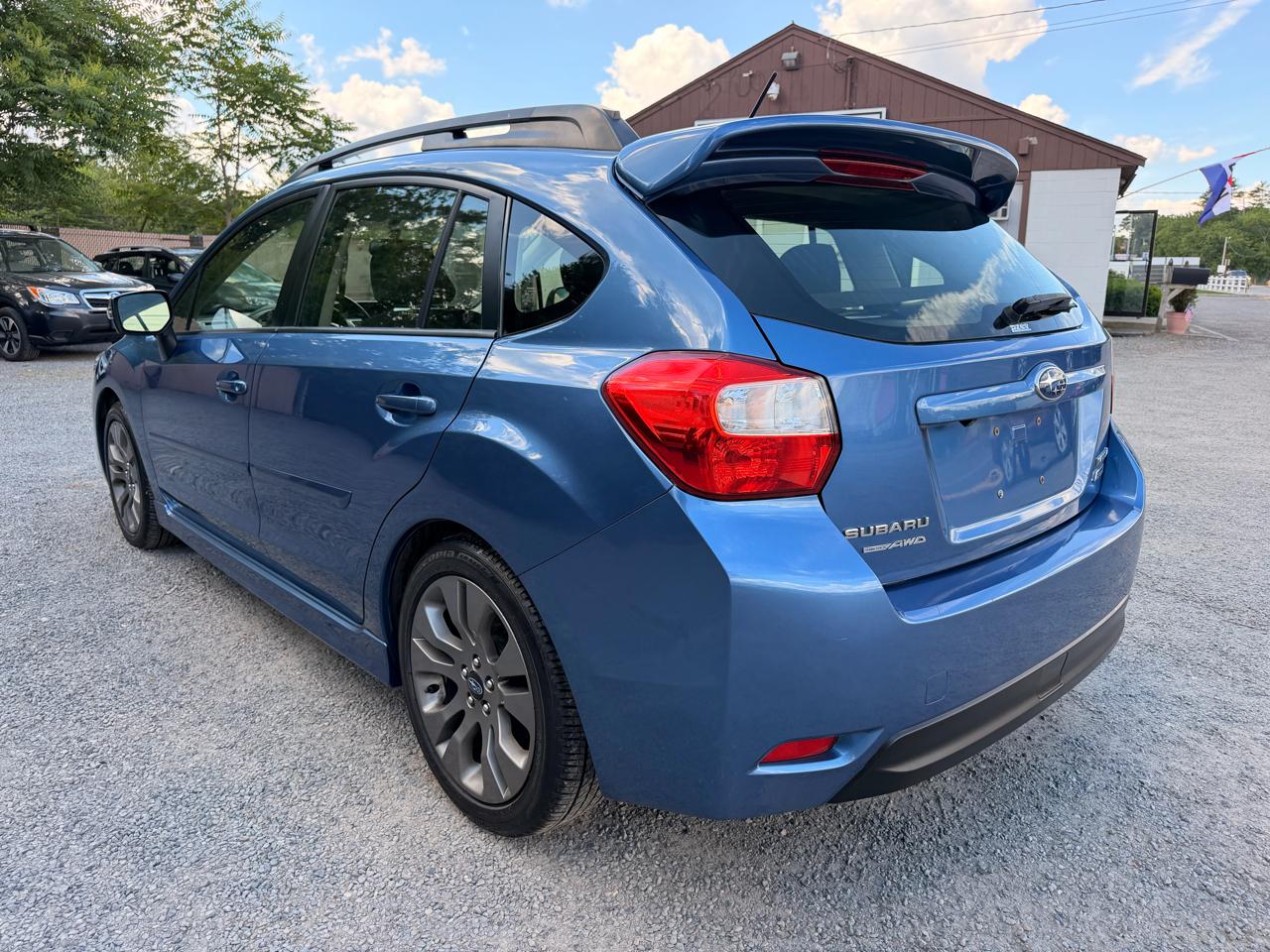 Subaru Impreza 2.0i Sport Premium PZEV CVT 5-Door 2016