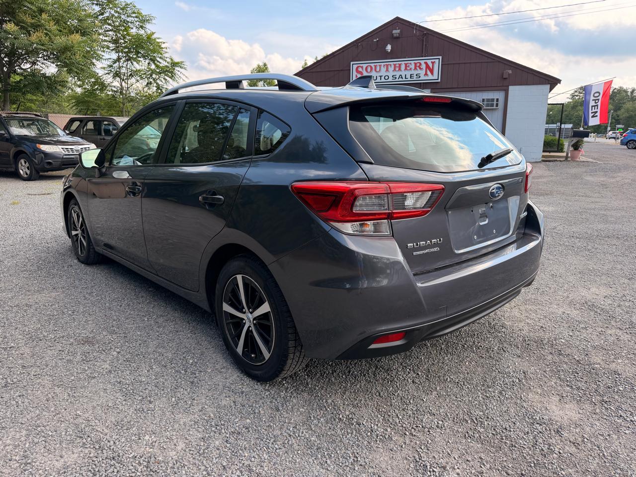 Subaru Impreza 2.0i Premium CVT 5-Door 2022