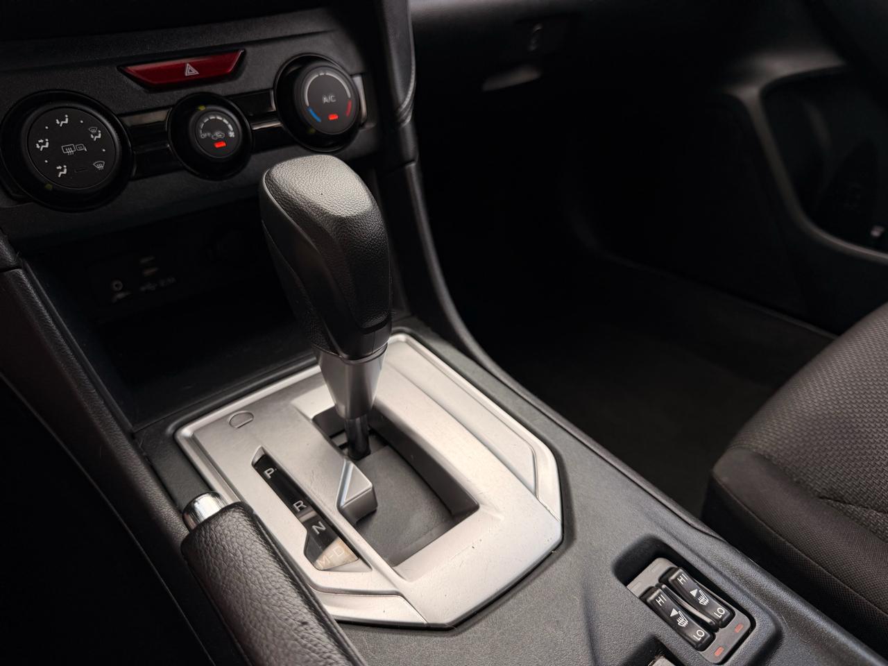 Subaru Impreza 2.0i Premium CVT 5-Door 2022