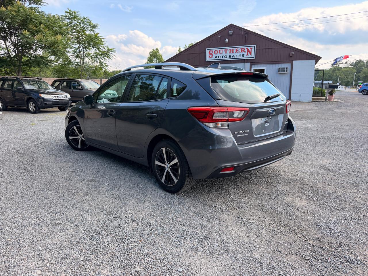 Subaru Impreza 2.0i Premium CVT 5-Door 2022