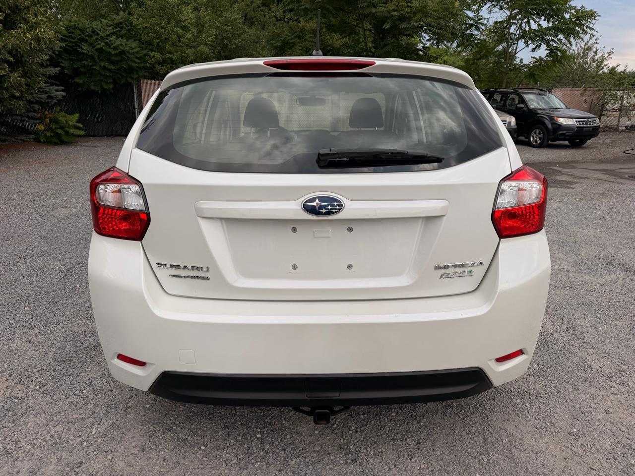 Subaru Impreza 2.0i Premium 5-Door w/All Weather Package 2014