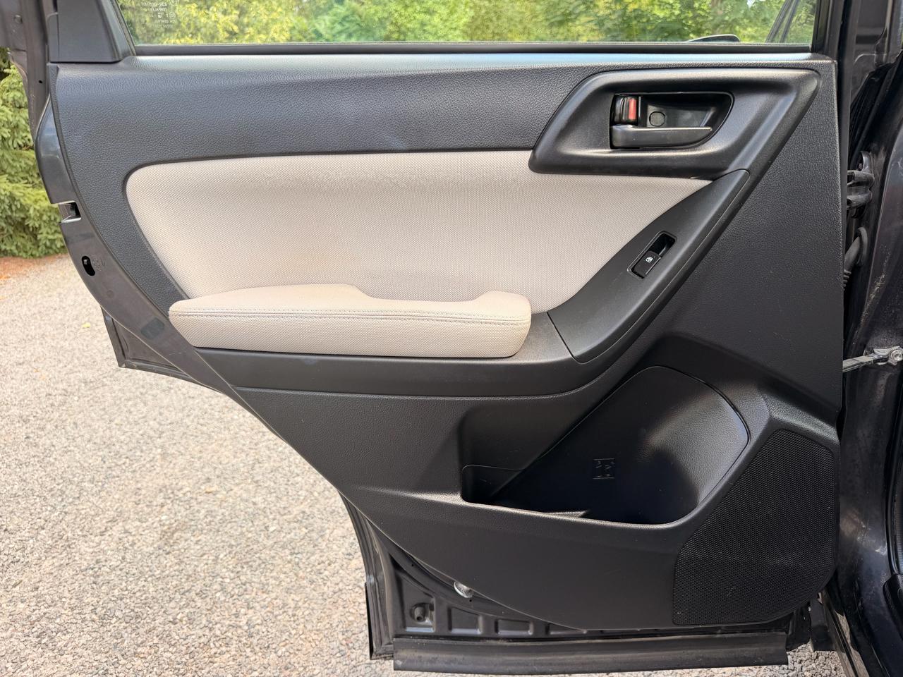 Subaru Forester 2.5i 2015
