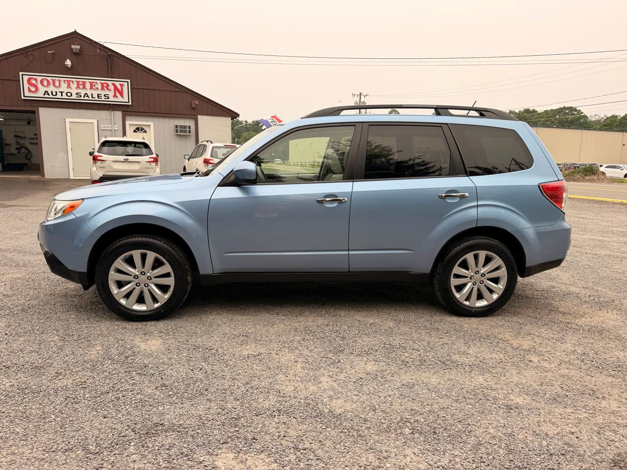 Subaru Forester 2.5X Premium 2012