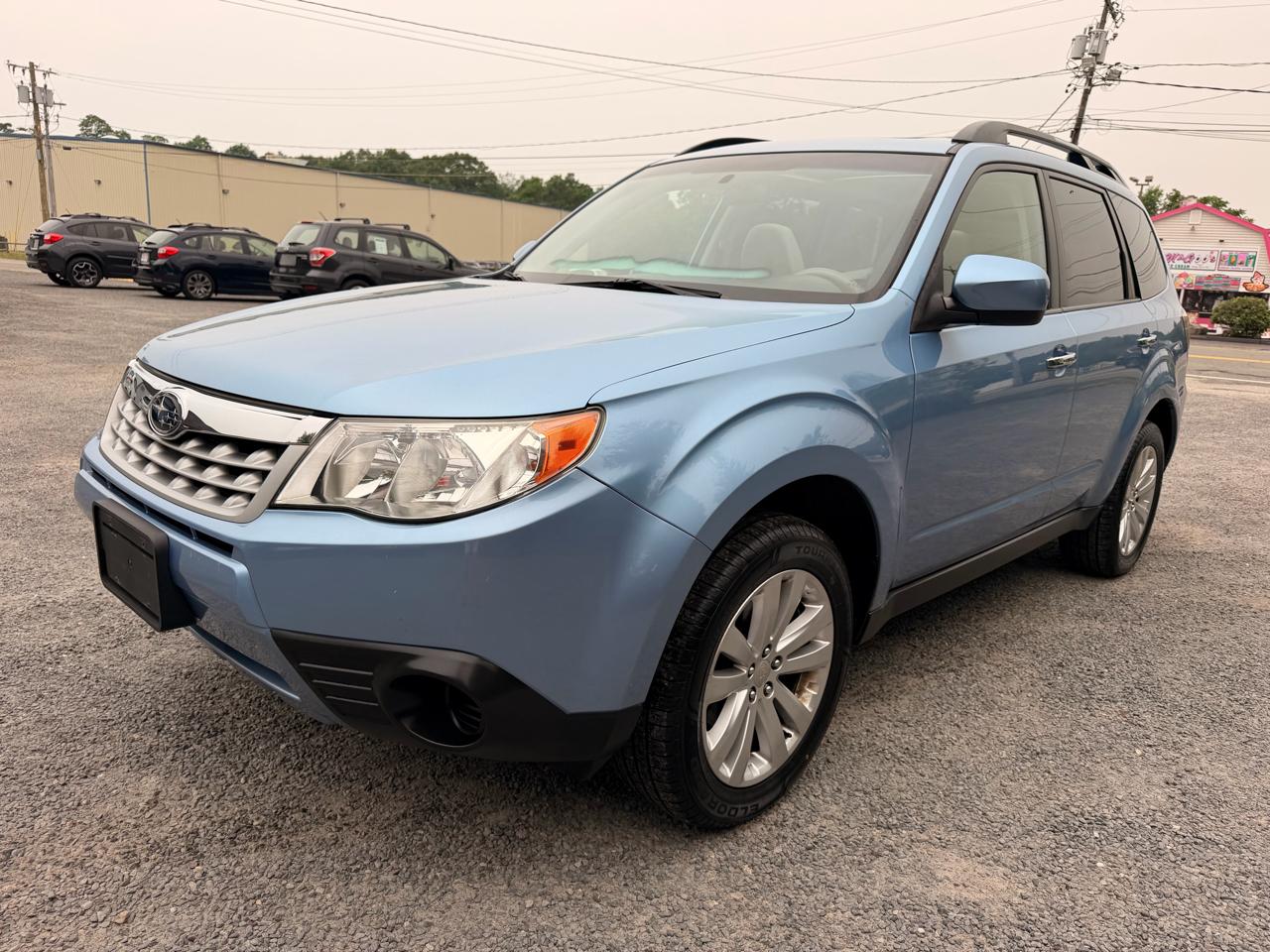 Subaru Forester 2.5X Premium 2012