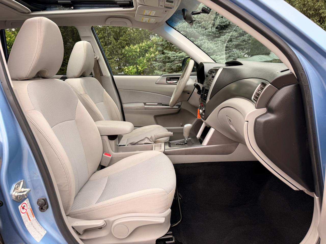 Subaru Forester 2.5X Premium 2012