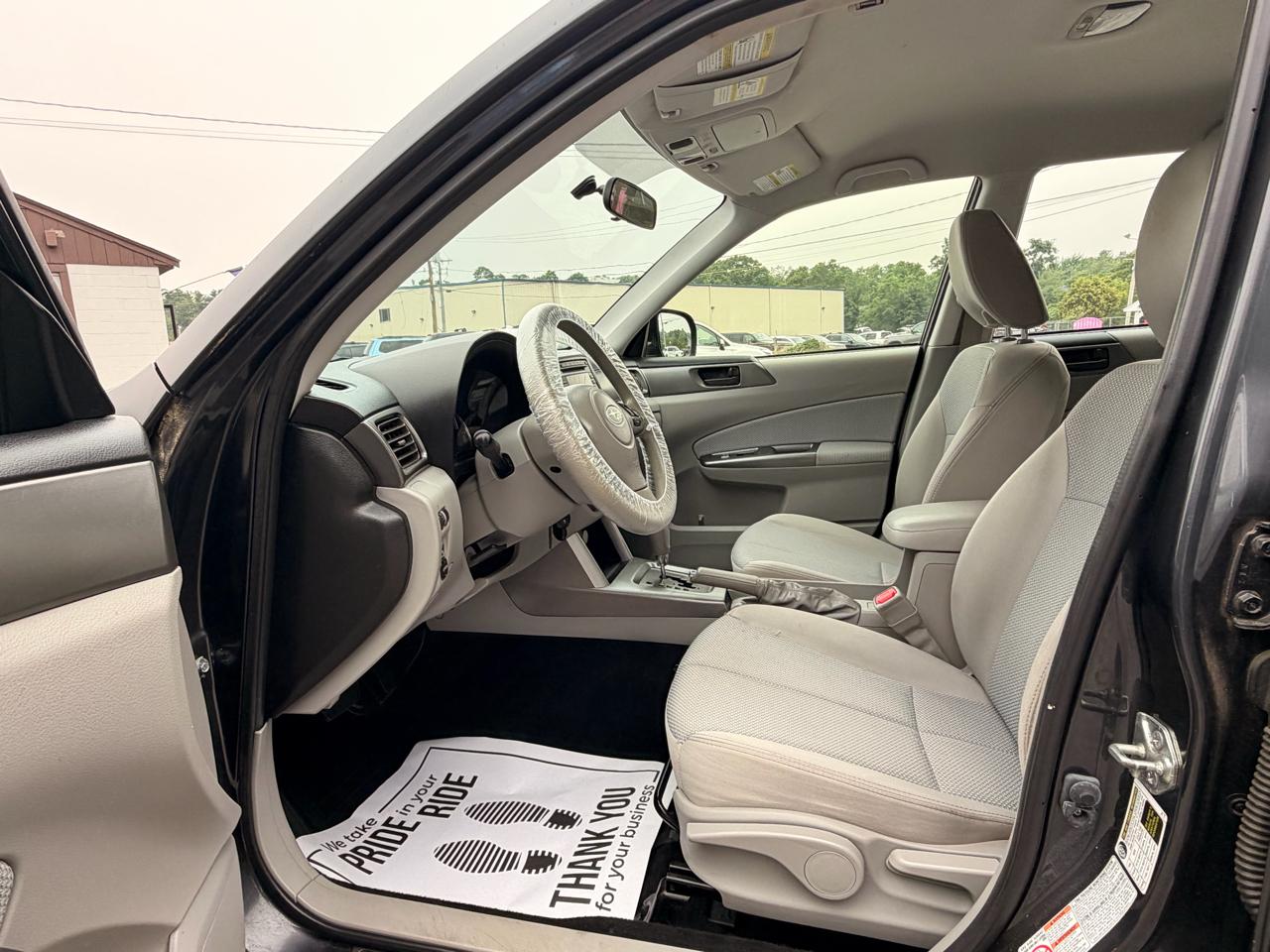 Subaru Forester 2.5X 2012