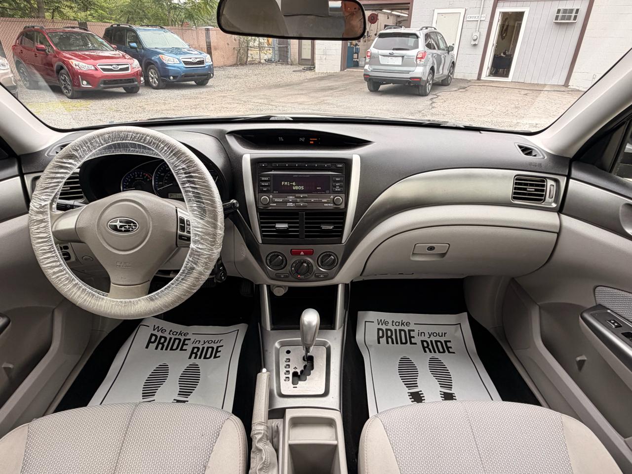 Subaru Forester 2.5X 2012